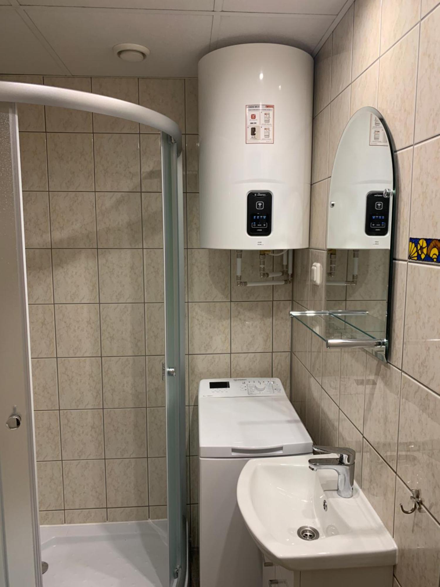 Dikol Two-Room Apartment-Self Check-In & Free Parking Near City Center Tallinn Ngoại thất bức ảnh