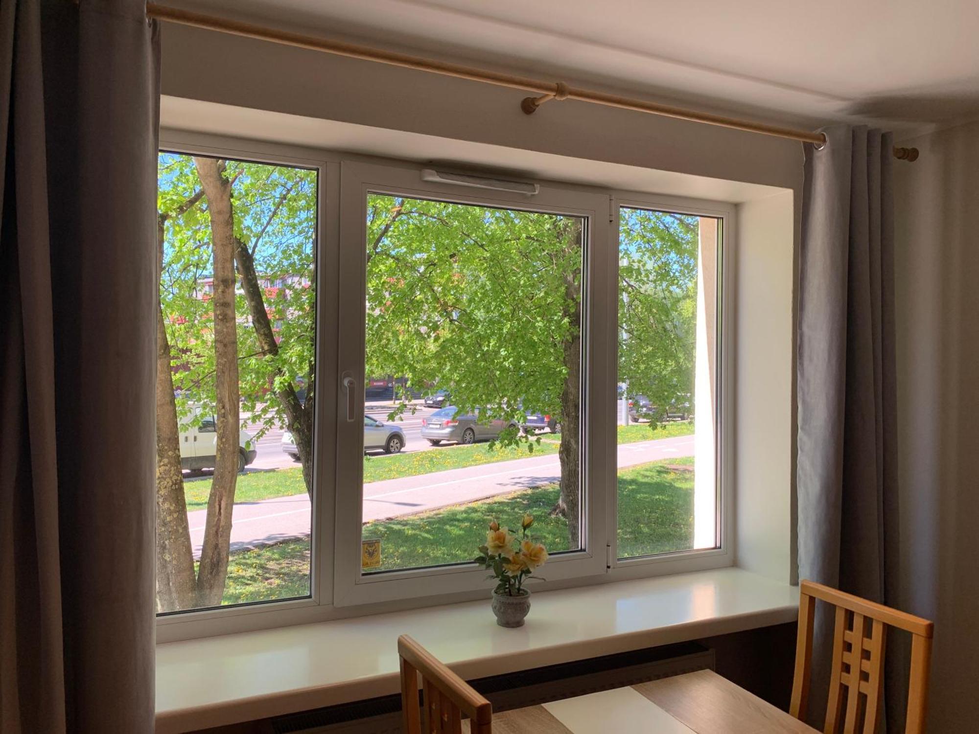 Dikol Two-Room Apartment-Self Check-In & Free Parking Near City Center Tallinn Ngoại thất bức ảnh